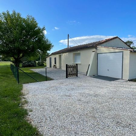 Domaine Des Quatre Terres Lesparre-Médoc Exterior foto