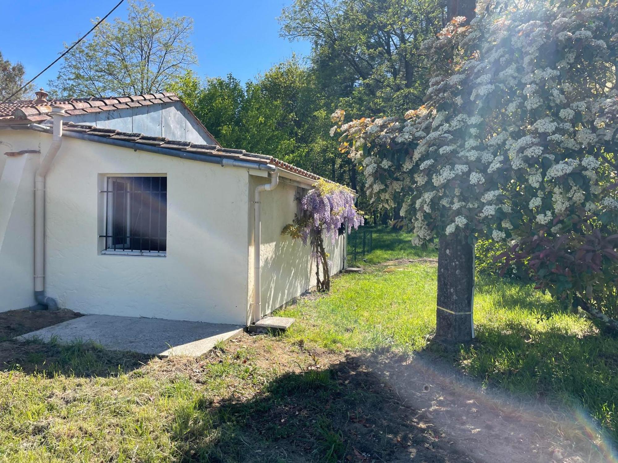 Domaine Des Quatre Terres Lesparre-Médoc Exterior foto